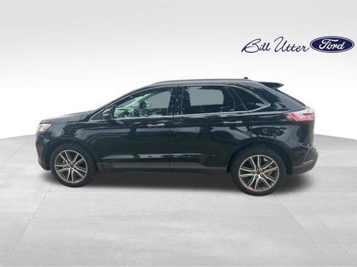 Agate Black 2020 Ford Edge Titanium