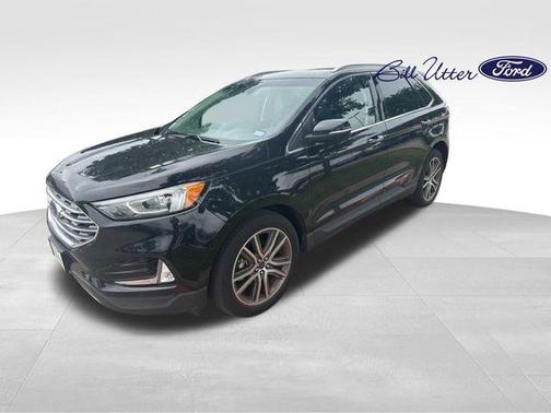 Agate Black 2020 Ford Edge Titanium