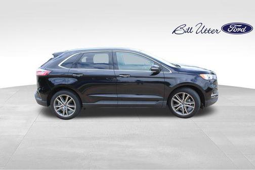 Agate Black 2020 Ford Edge Titanium