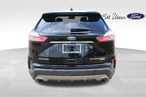 Agate Black 2020 Ford Edge Titanium