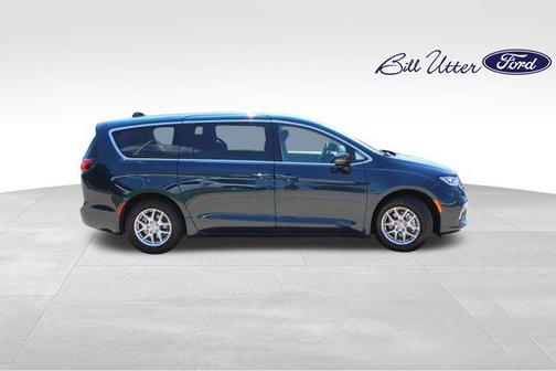 Fathom Blue Pearlcoat 2024 Chrysler Pacifica Touring L