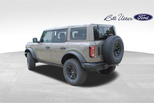 Gray 2026 Ford Bronco Badlands