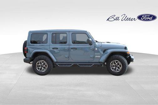 2024 Jeep Wrangler 4-Door Sahara 4x4