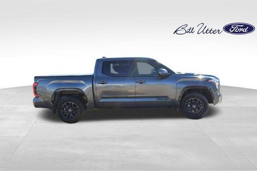 2024 Toyota Tundra Hybrid Platinum