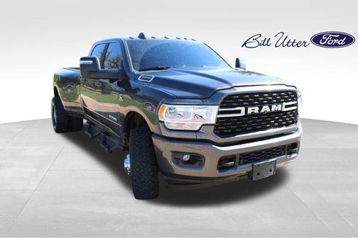 2024 RAM 3500 Big Horn Crew Cab 4x4 8' Box
