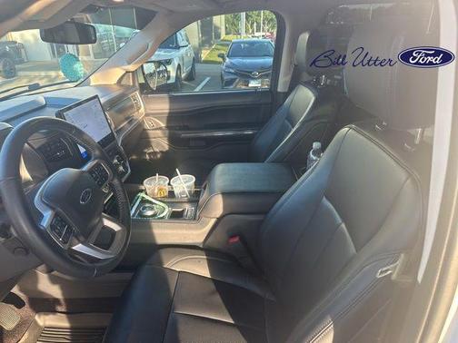 STAR WHITE MET TRI-COAT 2023 Ford Expedition XLT