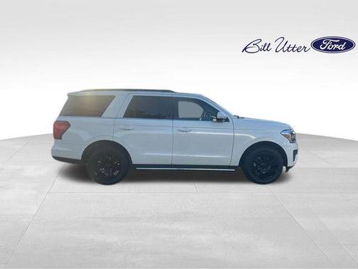 STAR WHITE MET TRI-COAT 2023 Ford Expedition XLT
