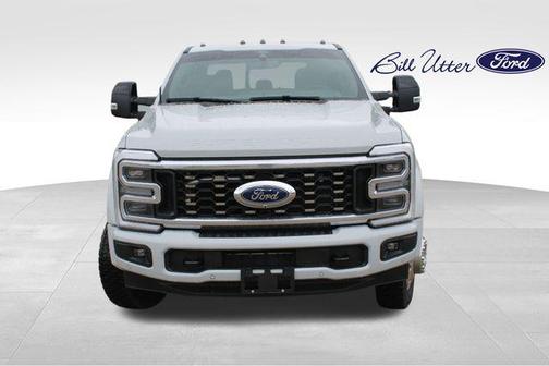 Avalanche 2025 Ford F-450 Platinum
