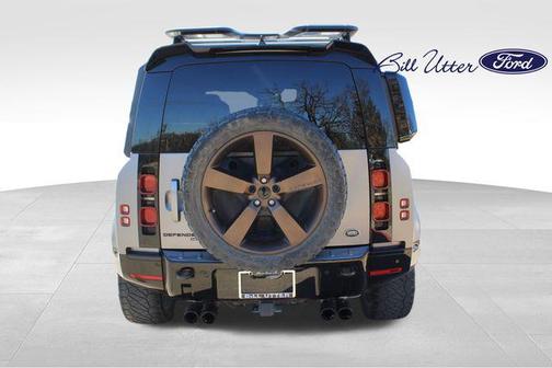 2022 Land Rover Defender 110 X-Dynamic SE