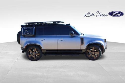 2022 Land Rover Defender 110 X-Dynamic SE