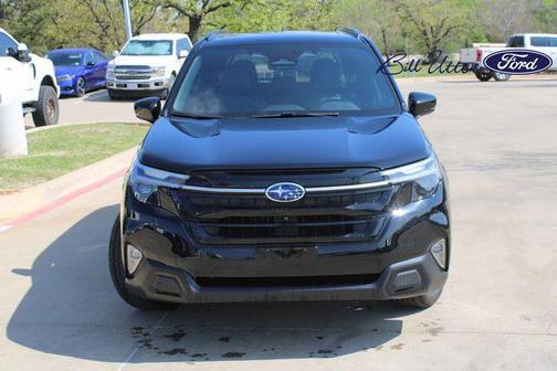 Crystal Black Silica 2025 Subaru Forester Touring