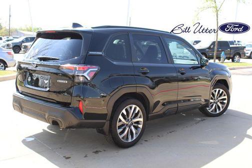 Crystal Black Silica 2025 Subaru Forester Touring