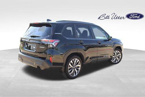 Crystal Black Silica 2025 Subaru Forester Touring