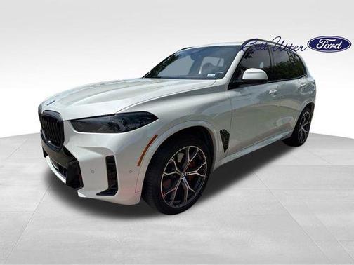 Mineral White Metallic 2024 BMW X5 sDrive40i