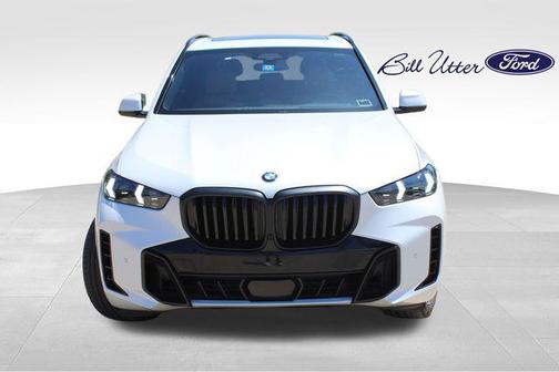 Mineral White Metallic 2024 BMW X5 sDrive40i