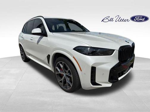 Mineral White Metallic 2024 BMW X5 sDrive40i