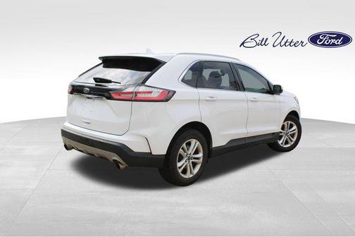 Oxford White 2019 Ford Edge SEL