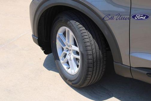 CARBONIZED GRAY METALLIC 2026 Ford Explorer Active