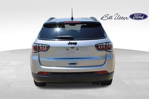 Billet Silver Metallic Clearcoat 2022 Jeep Compass Latitude