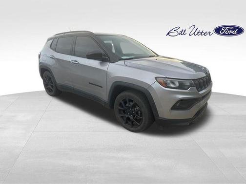 Billet Silver Metallic Clearcoat 2022 Jeep Compass Latitude