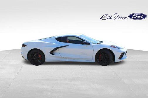 Arctic White 2025 Chevrolet Corvette Stingray w/1LT