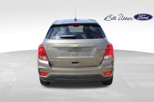 Stone Gray Metallic 2021 Chevrolet Trax LS