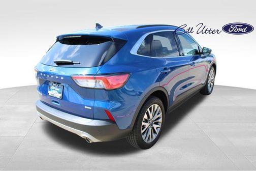 2022 Ford Escape Titanium