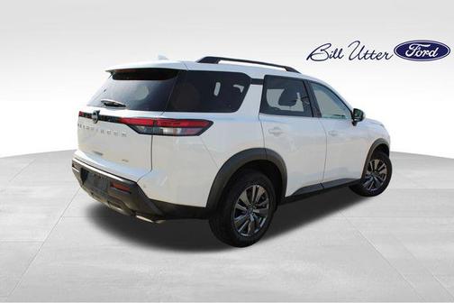 2025 Nissan Pathfinder SV 4WD