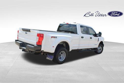 Oxford White 2022 Ford F-350 XL