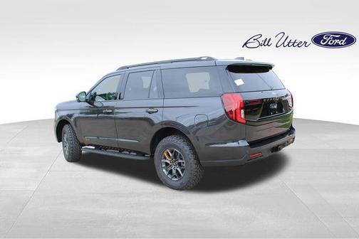Dark Matter Gray Metallic 2026 Ford Expedition Tremor