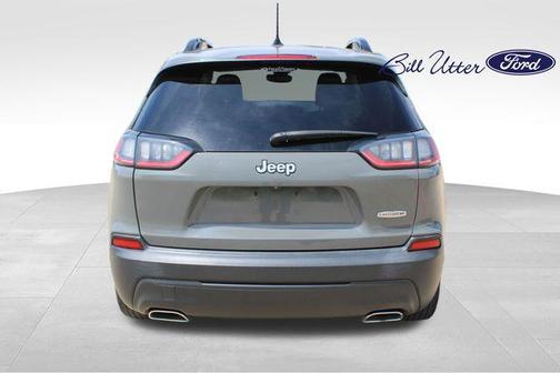 Sting-Gray Clearcoat 2022 Jeep Cherokee Latitude Lux