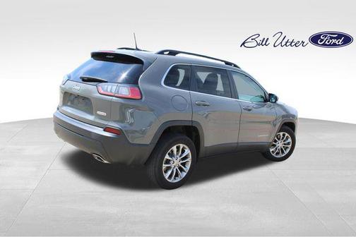 Sting-Gray Clearcoat 2022 Jeep Cherokee Latitude Lux