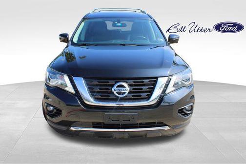 2017 Nissan Pathfinder Platinum