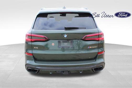 2021 BMW X5 M50i