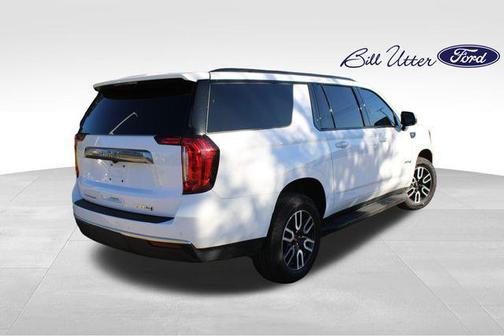 2023 GMC Yukon XL 4WD AT4