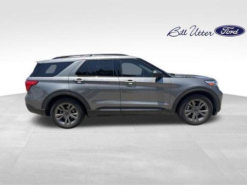 Carbonized Gray Metallic 2021 Ford Explorer XLT