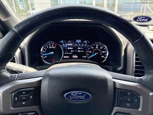 AGATE BLACK METALLIC 2021 Ford Expedition XLT