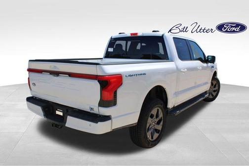 2025 Ford F-150 Lightning LARIAT