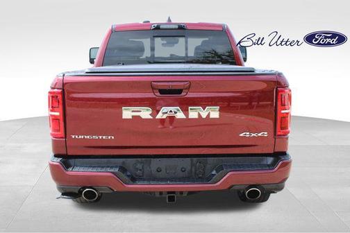 Delmonico Red Pearlcoat 2025 RAM 1500 ST