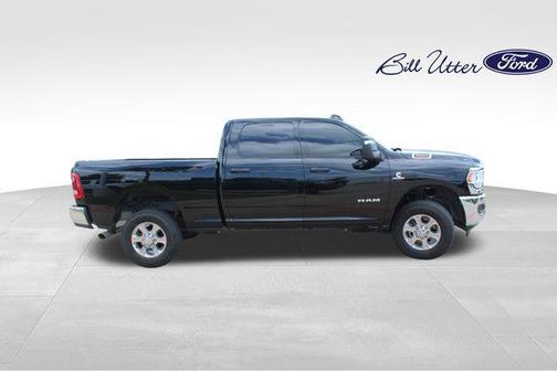 Diamond Black Crystal Pearlcoat 2024 RAM 2500 Big Horn Crew Cab 4x4 6'4' Box
