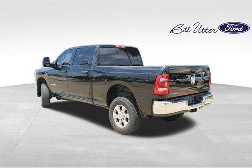 Diamond Black Crystal Pearlcoat 2024 RAM 2500 Big Horn Crew Cab 4x4 6'4' Box