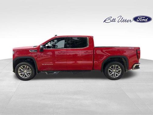 Cardinal Red 2022 GMC Sierra 1500 SLE