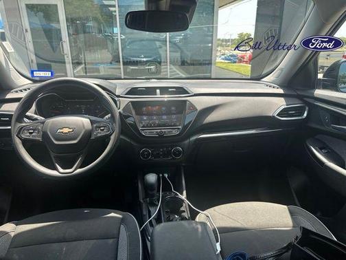 Mosaic Black Metallic 2023 Chevrolet Trailblazer LT