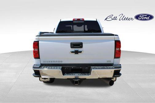 Summit White 2017 Chevrolet Silverado 2500 LTZ