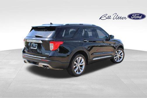 AGATE BLACK METALLIC 2023 Ford Explorer Platinum