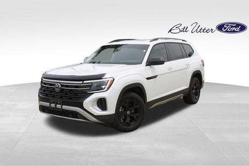 Opal White 2024 Volkswagen Atlas 2.0T SEL