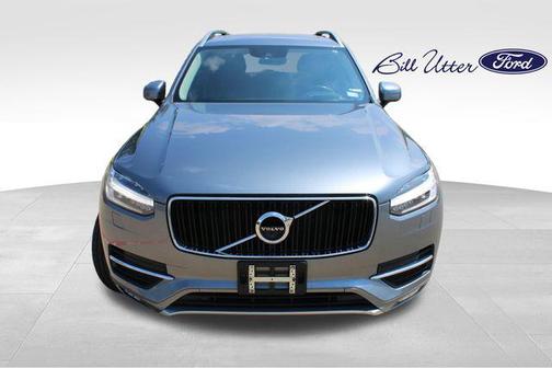 2018 Volvo XC90 T6 Momentum