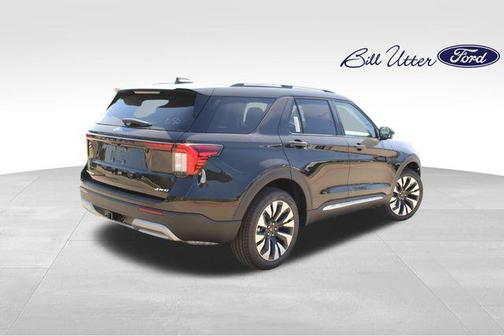 Agate Black Metallic 2026 Ford Explorer Platinum