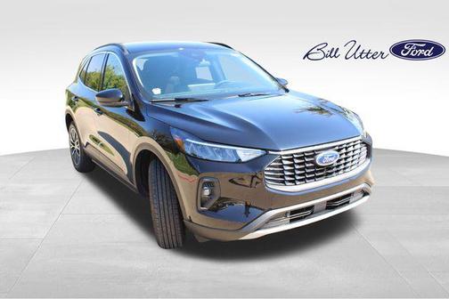 2025 Ford Escape PHEV SE