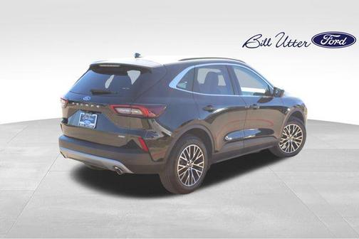 2025 Ford Escape PHEV SE